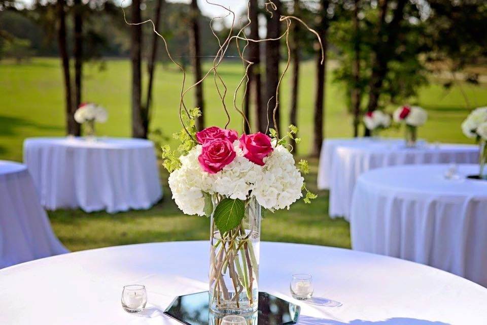 Floral table centerpiece