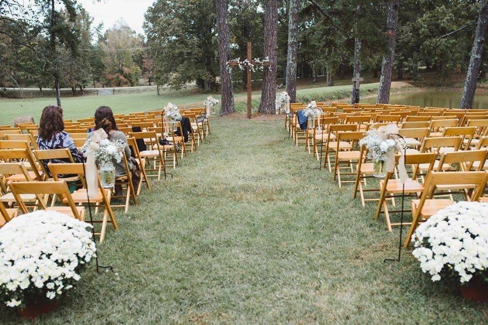 Outdoor ceremony