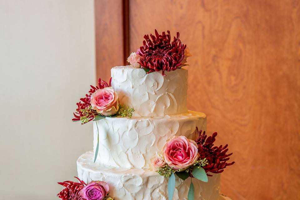 Cake/ Flowers