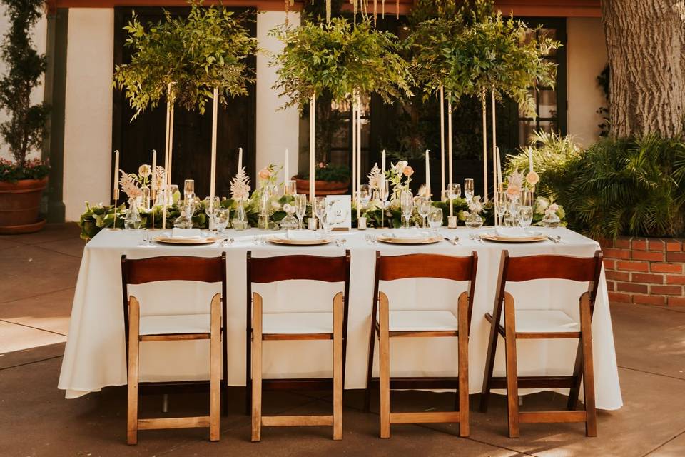 Head table setup