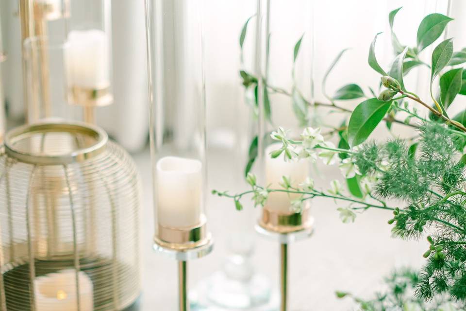 Deep Green & Gold Decor