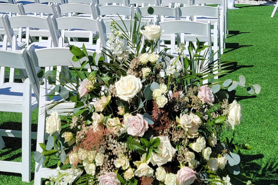 Beautiful ceremony bouquet