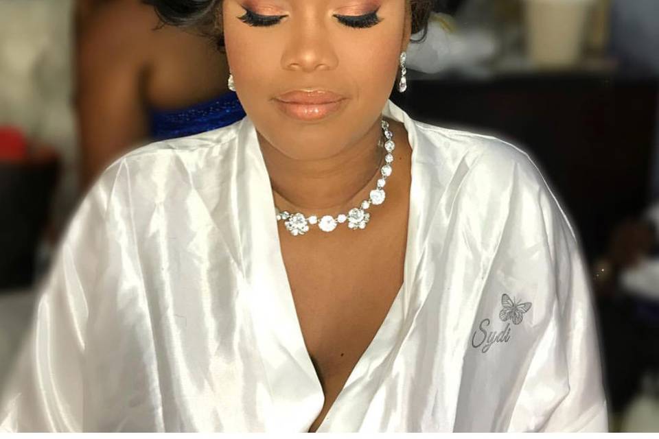 Kellyj Makeup / IG kellyj_themua