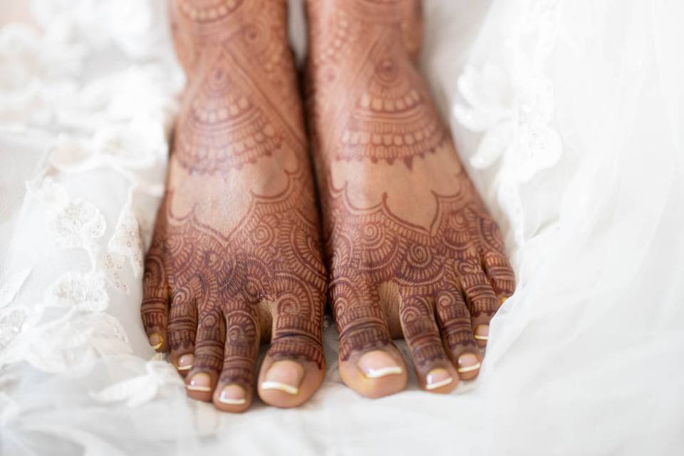 Jadore Love Henna on Feet