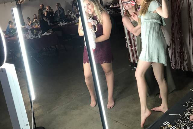 Open-air photo booth