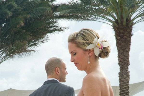 Bouquet of tropical flowers, first look poolside at hilton fort lauderdale