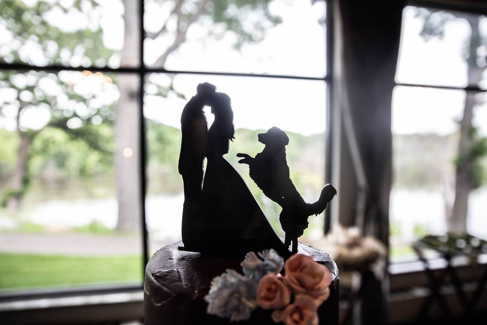 Cake topper