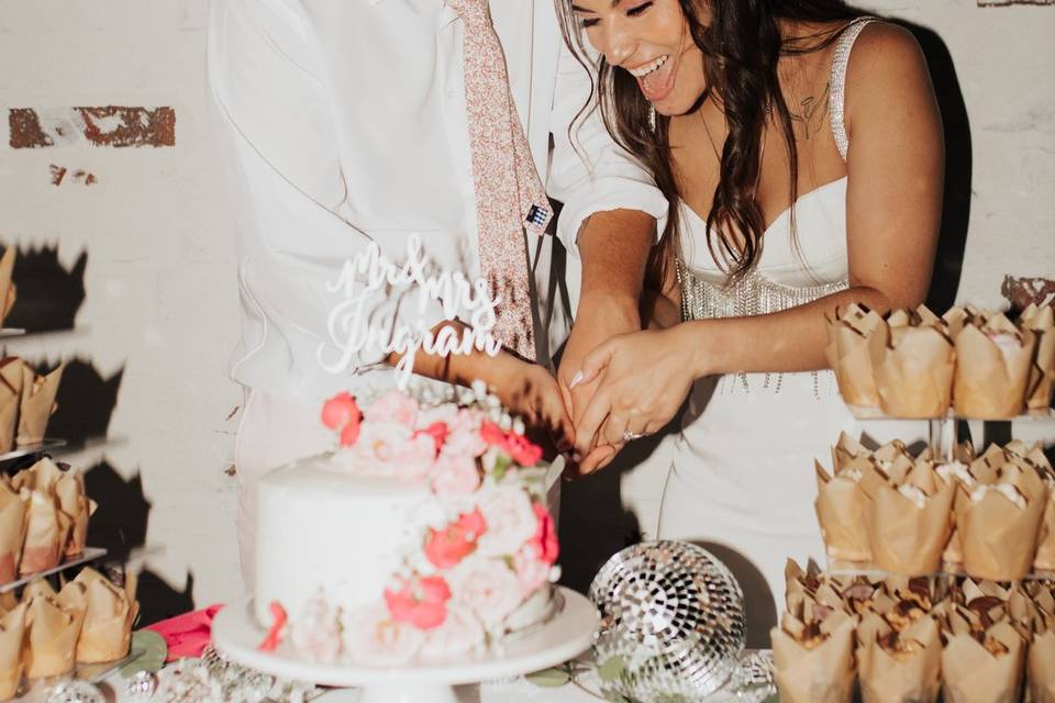 Veil & Vine Weddings