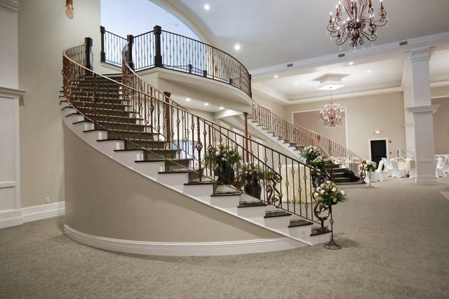 Staircase decor