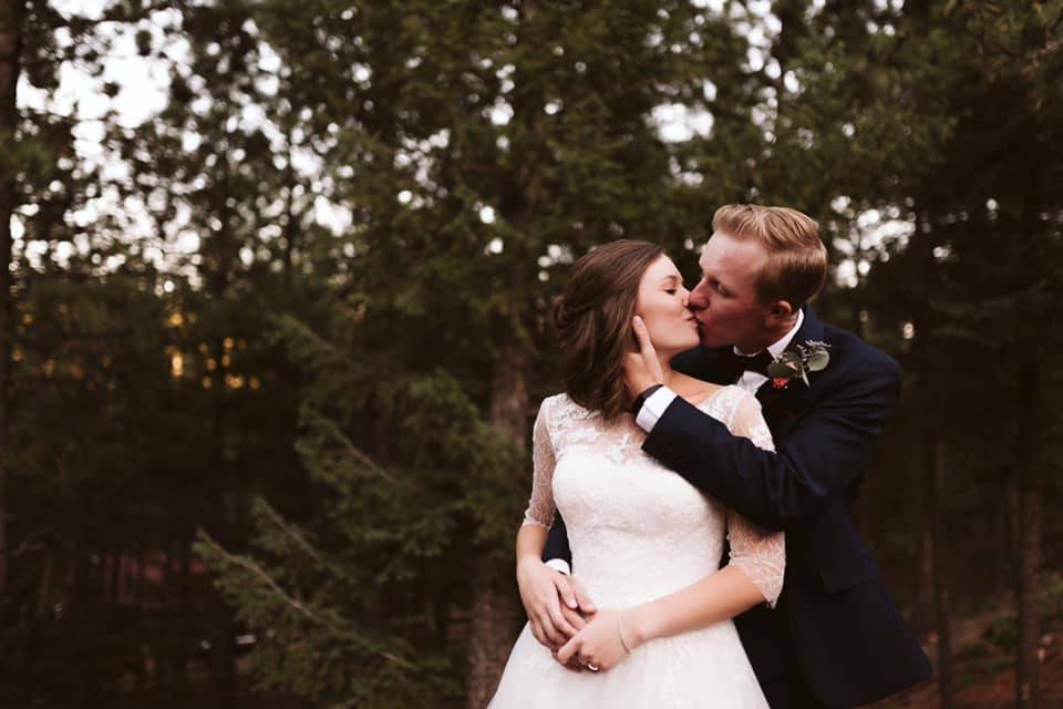 Forget-Me-Knot Weddings