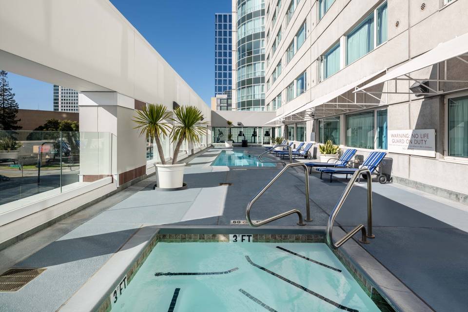 Pool & Hot Tub