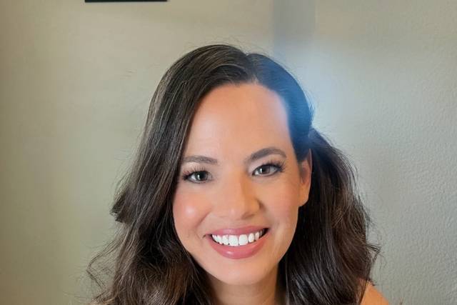 Soft glam natural makeup