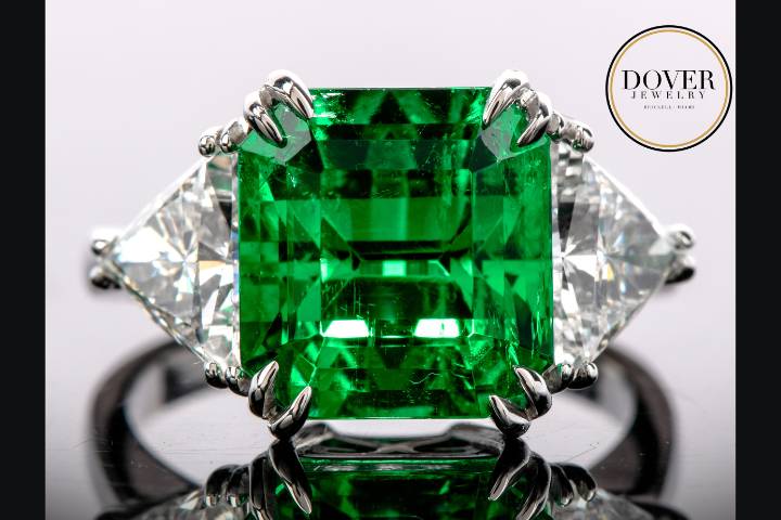 Emerald 3 Stone Ring