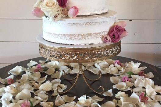 Semi-naked wedding cake