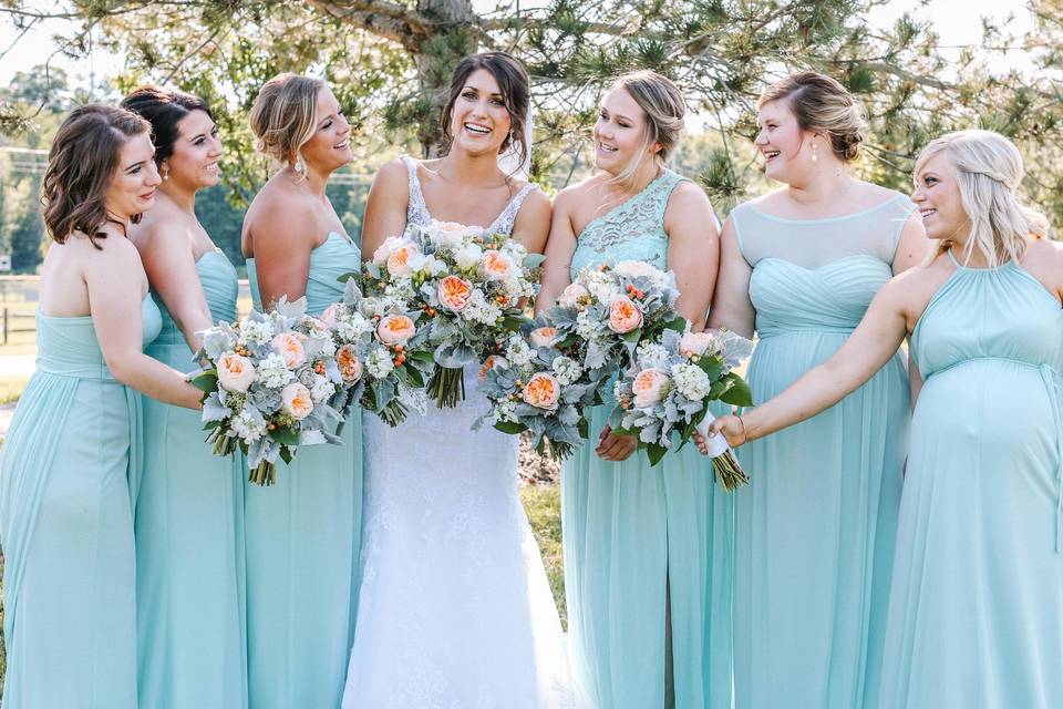 Bridesmaids look gorgeous!