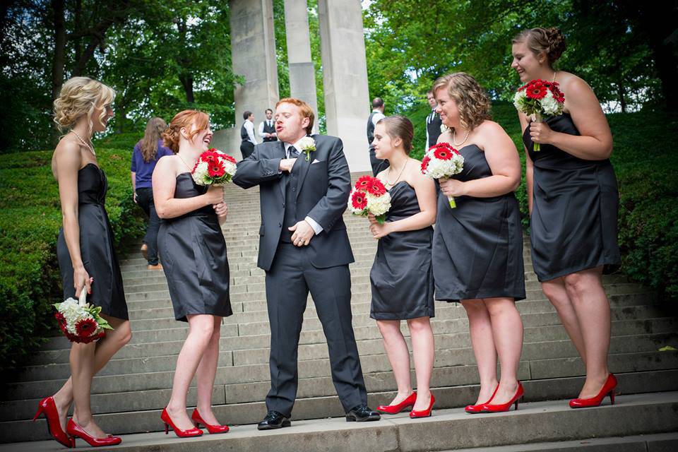 Group photo with the bridesmaids