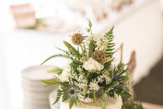 Leafy centerpieces