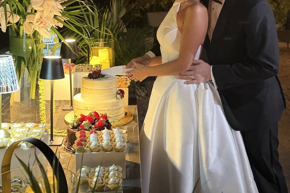 Custom dessert stations