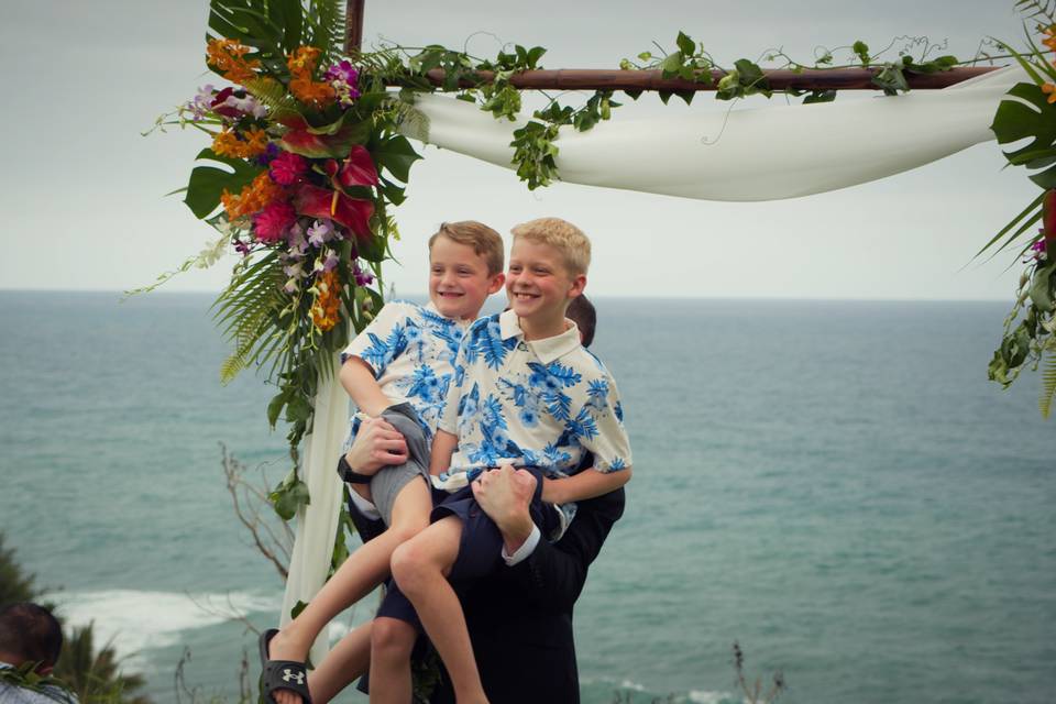Hawaii Wedding Still Kids