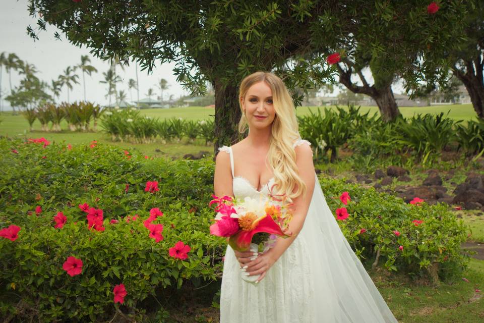 Hawaii Wedding Still Bride