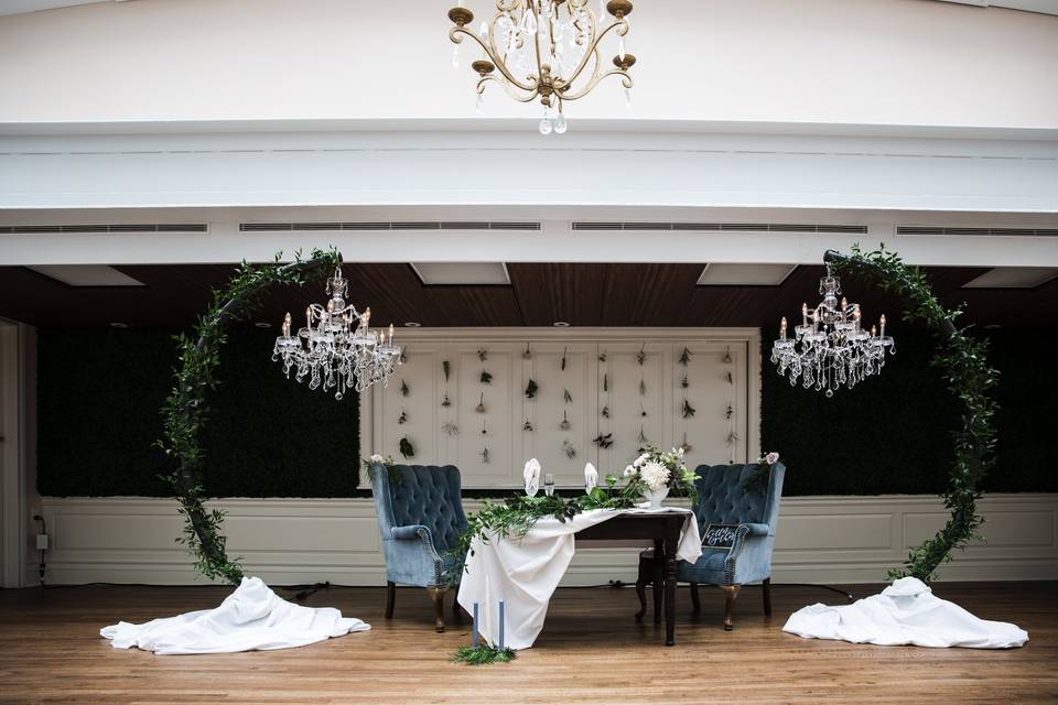 Newlyweds' reception table