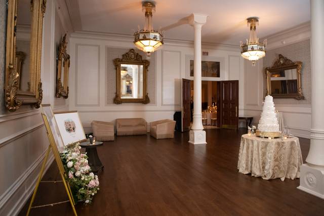 Maximilian Room