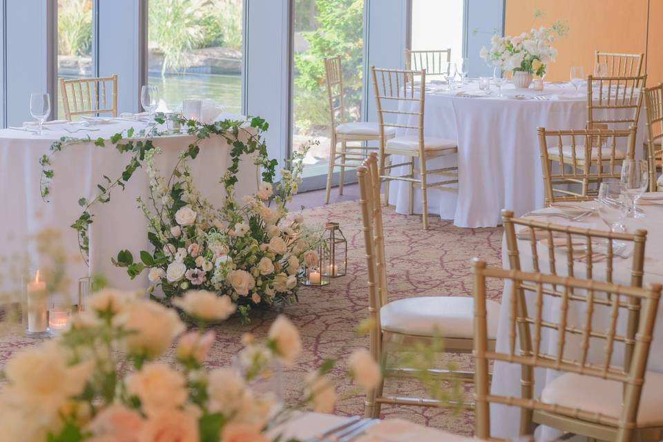 Sweetheart Table Arrangement