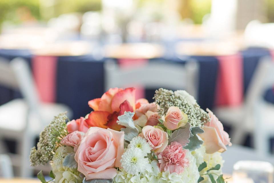 Floral centerpiece