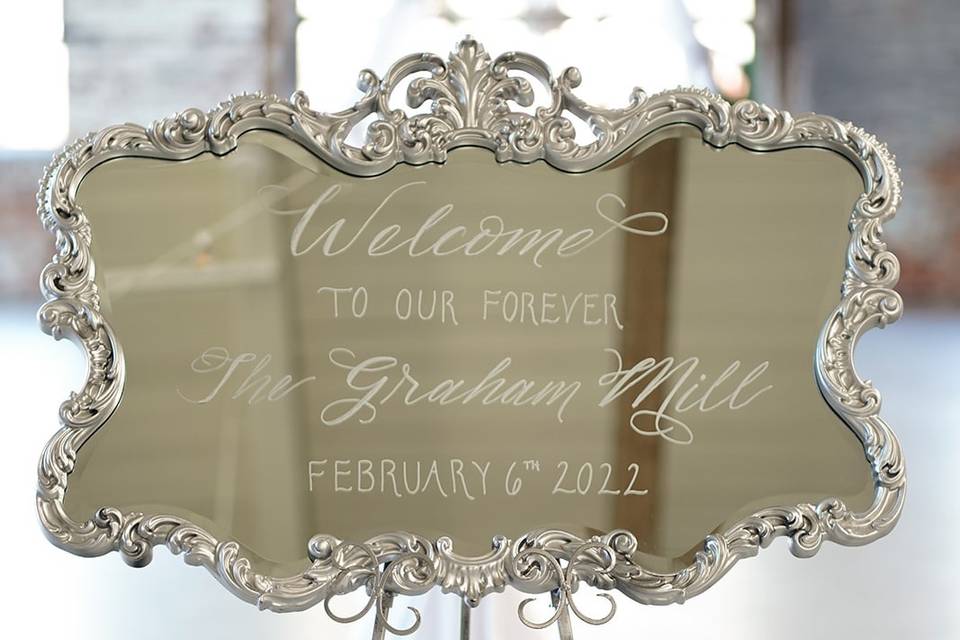 Silver antique welcome sign