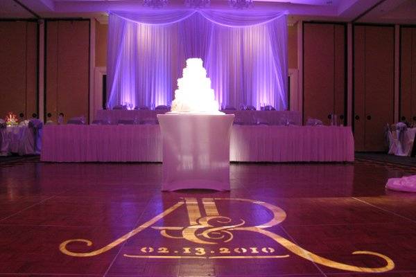 Wedding lighting in Rosemont by MDM Entertainment.