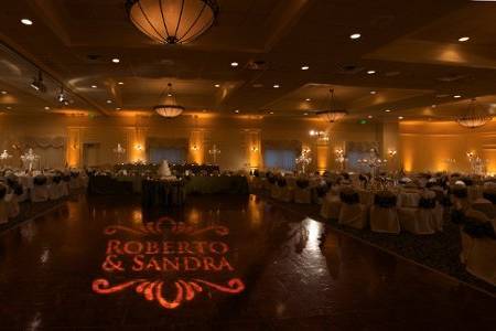 Indiana wedding lighting by MDM Entertainment.