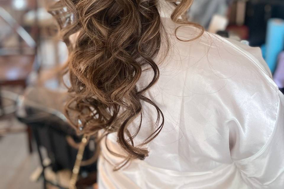 Bridesmaid hair