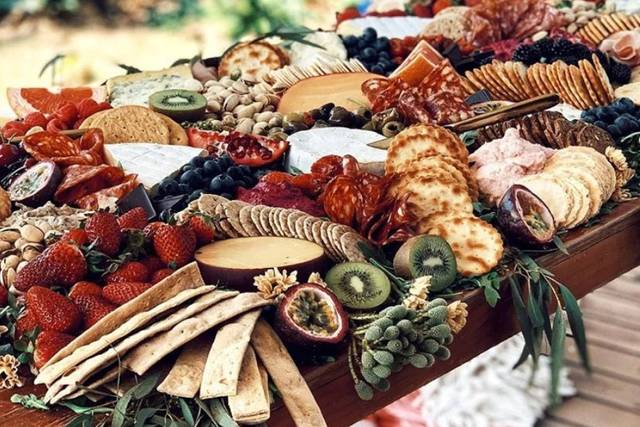 Pretty Platter Boxes