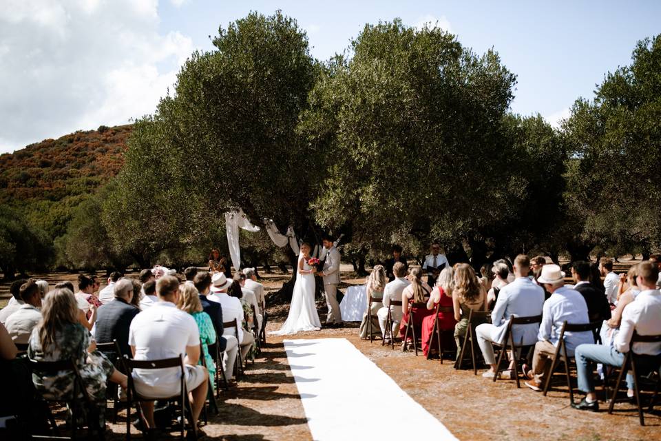 Rustic ceremony