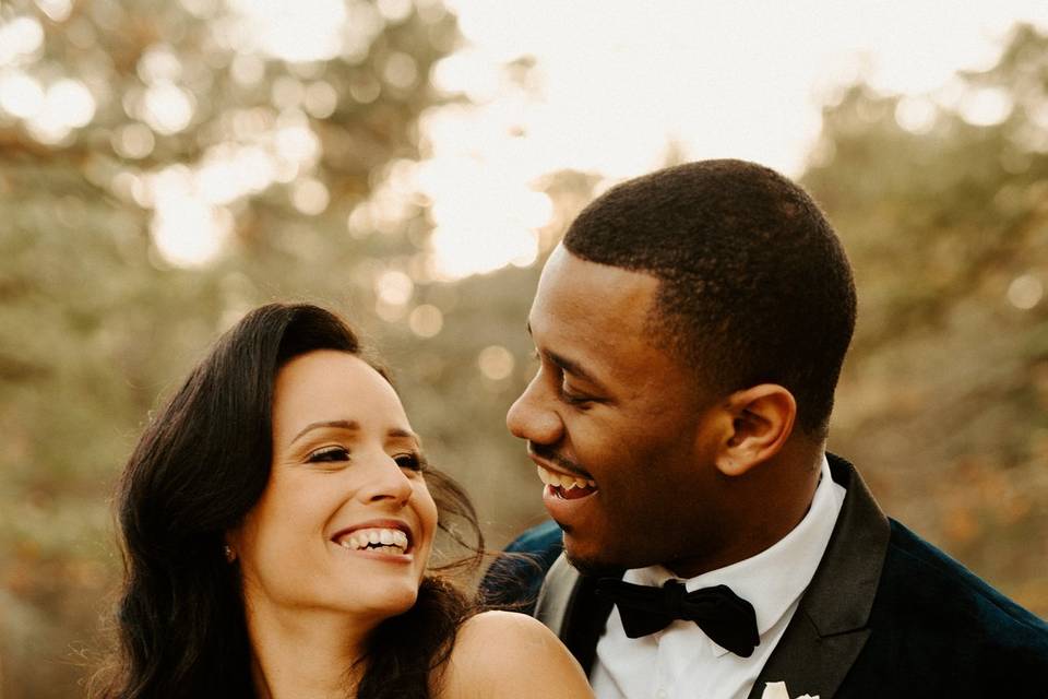 Couple with a bouquet of flowers