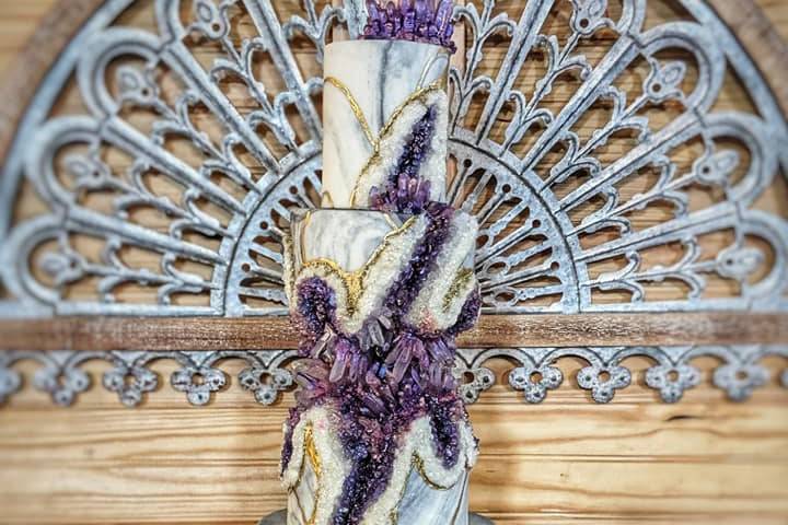 Amethyst geode wedding cake