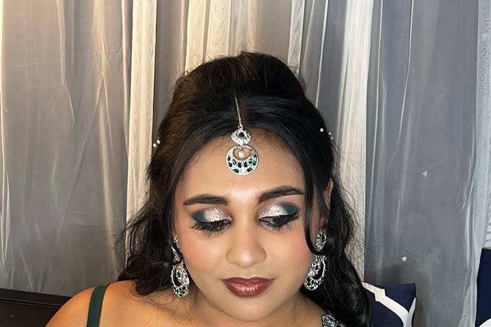 SMOKY GREEN EYE MAKEUP