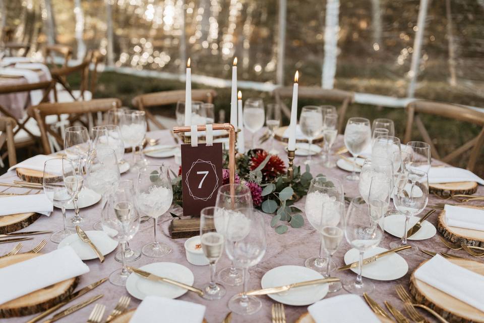 Tablecloths with wooden chargers