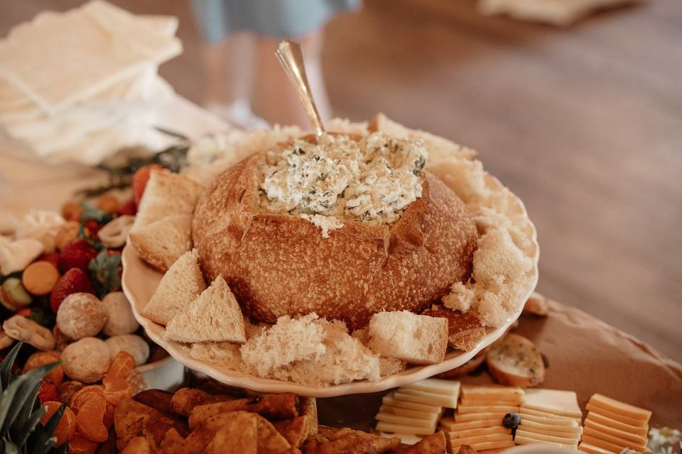 Dip and breads