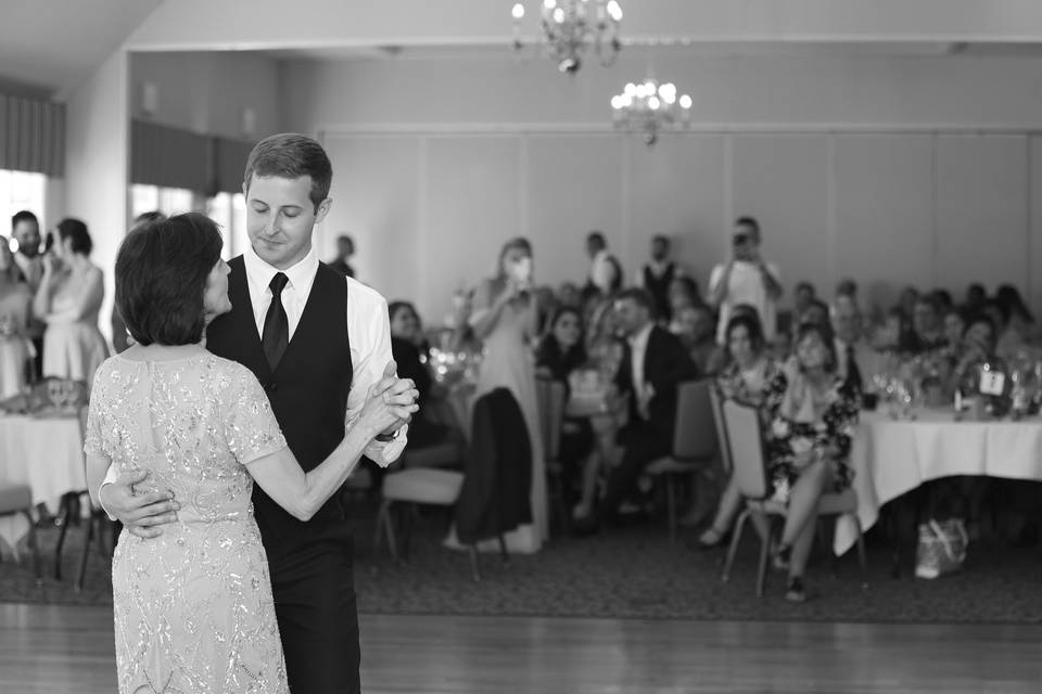 Mother-son dance