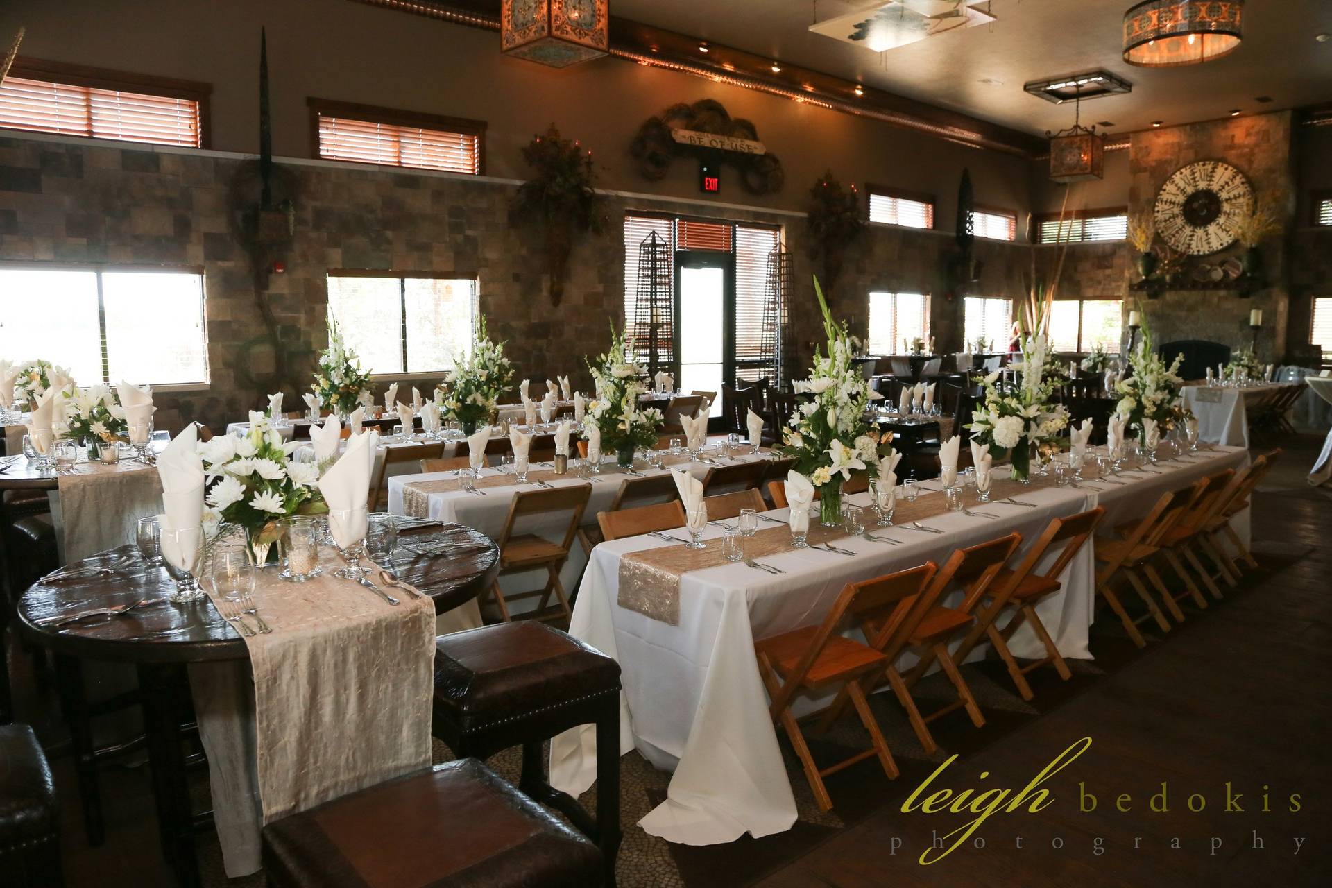 Walker's Bluff - Restaurant Weddings - Carterville, IL - WeddingWire 