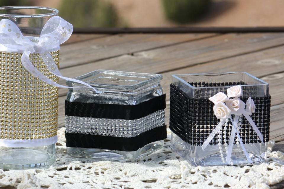 Rhinestone wrap in gold, silver and black.
