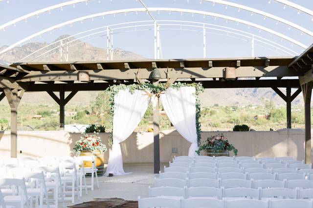 Westward 2025 look wedding