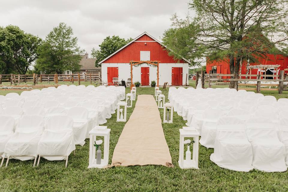 Wedding set up at Dairy Barn