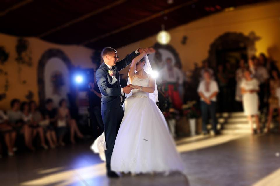 Couple's first dance outdoors