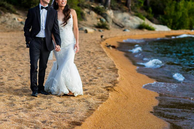 Round Hill Pines wedding.
