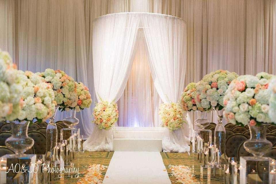 Floral aisle and arch decor