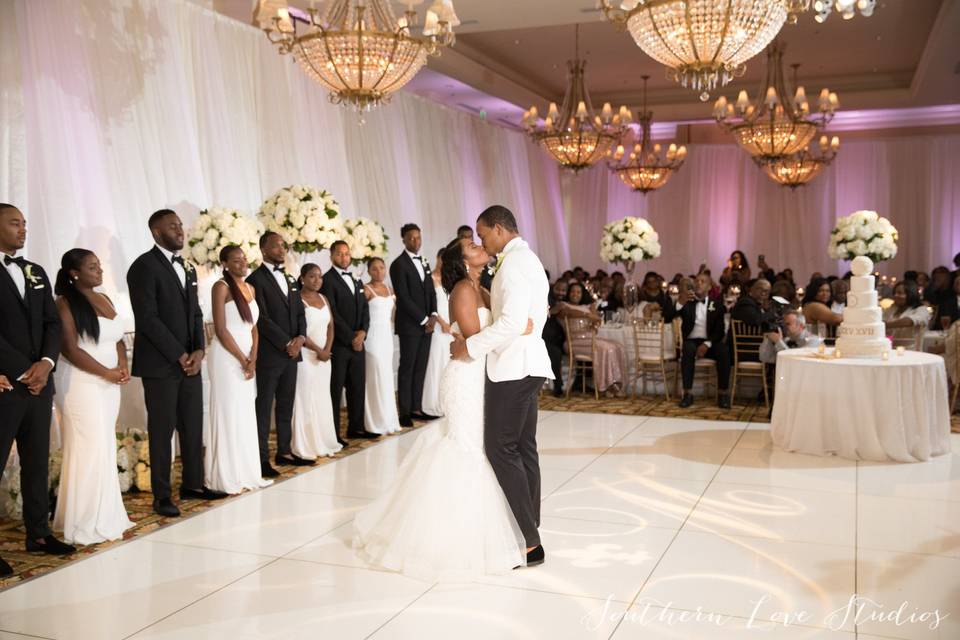 Kiss at the reception