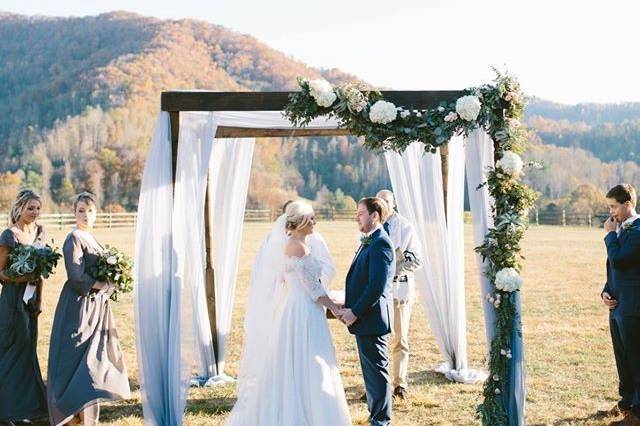 Wedding arch