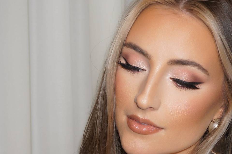 Glam Bridal Makeup
